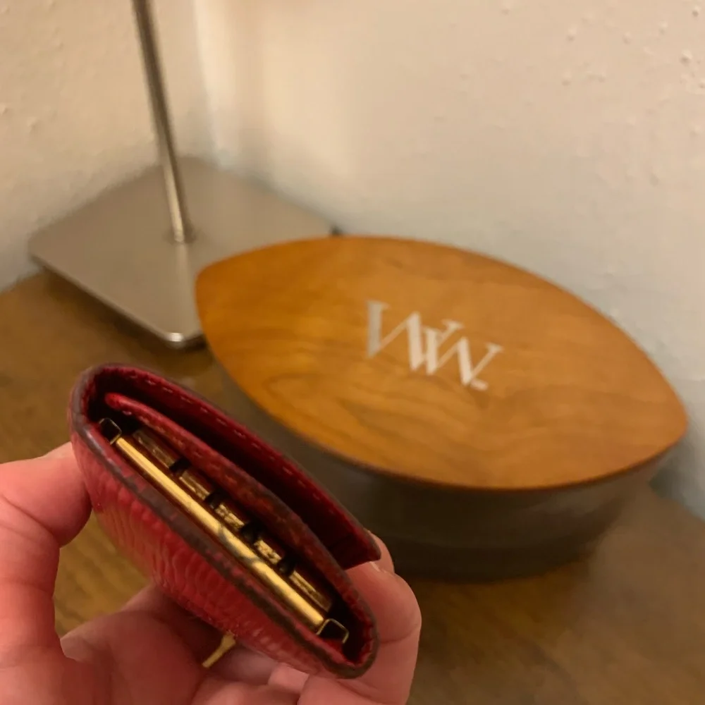 Louis VuittonRed Epi Leather 4 Key Holder CASE - Picture 7 of 12